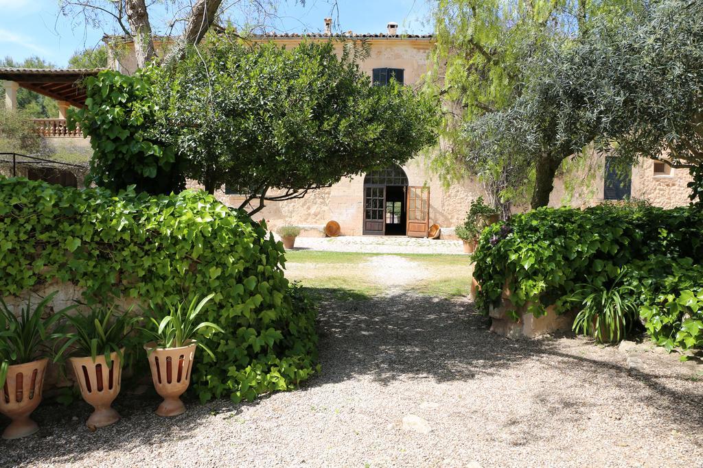 Oliver Moragues Grandhouse & Vineyard Algaida  Exterior photo