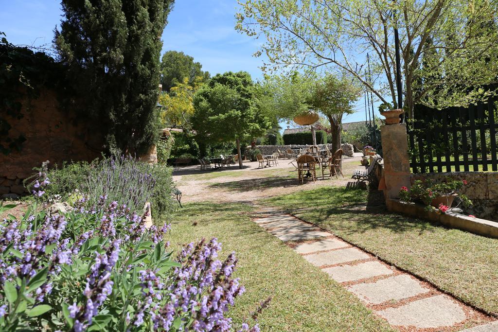 Oliver Moragues Grandhouse & Vineyard Algaida  Exterior photo